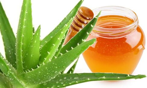 Based on aloe and honey, therapeutic compresses are made for cervical osteochondrosis